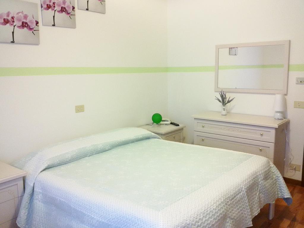 Hotel La Rama Lazise Room photo